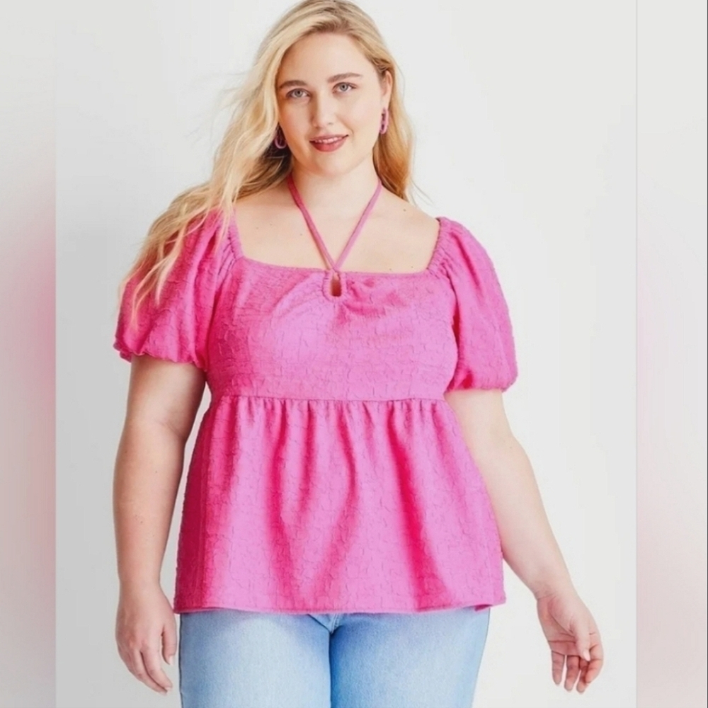 New PLUS SIZE FUTURE COLLECTIVE TOP IN PINK